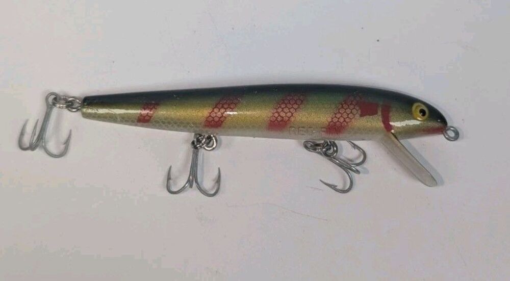 Vintage Rebel Red Fin 4.5" Fishing Lure Perch Color w/ Case USA Crankbait